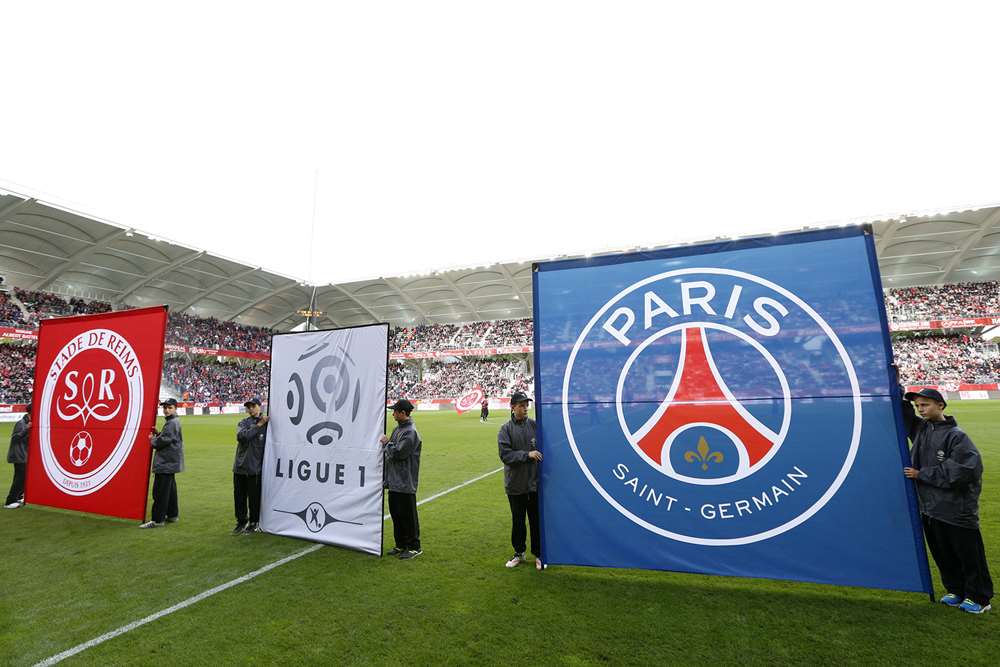 PARIS SAINT-GERMAIN - STADE DE REIMS (4 - 0) - Highlights - (PSG - SdR) /  2021-2022 