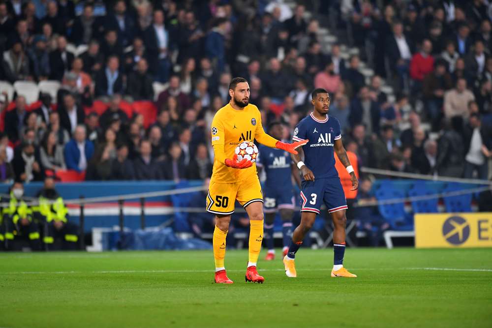 Buy Official Paris Saint Germain FC SoccerStarz Donnarumma