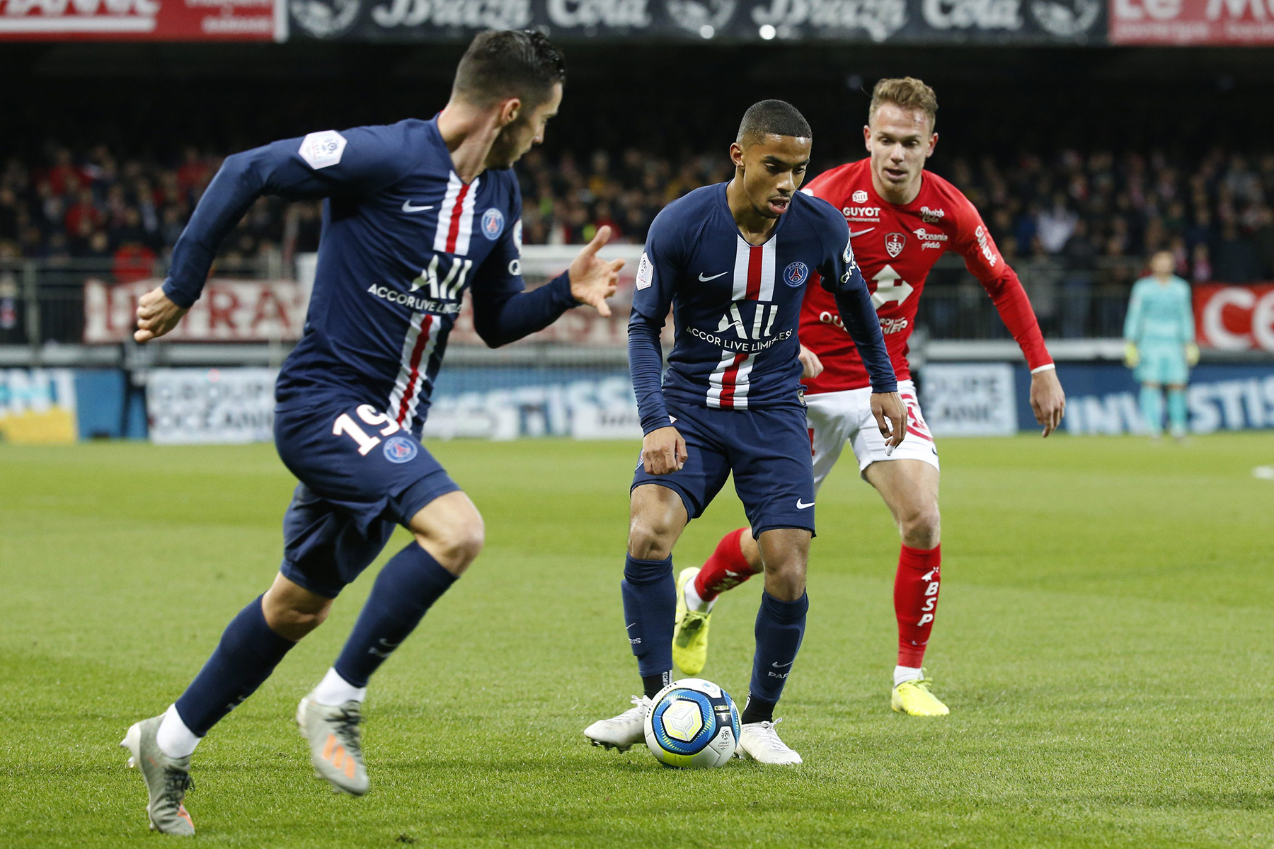 Highlights (3'): Brest v Paris Saint-Germain